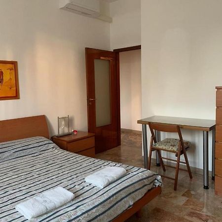 Comfortable Room Suitable 1-2 Pax 볼로냐 외부 사진